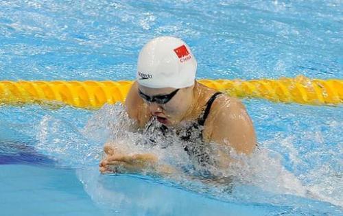 蛙泳吐气水下视频,揭秘蛙泳高手呼吸技巧